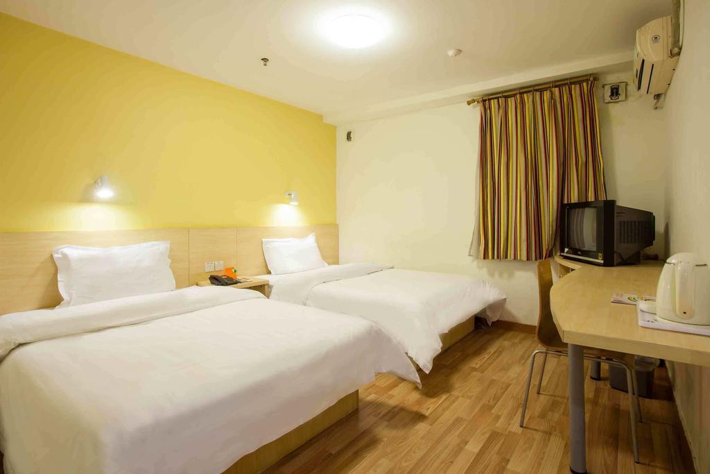 7Days Inn Shenzhen Da Fen You Hua Cun Room photo